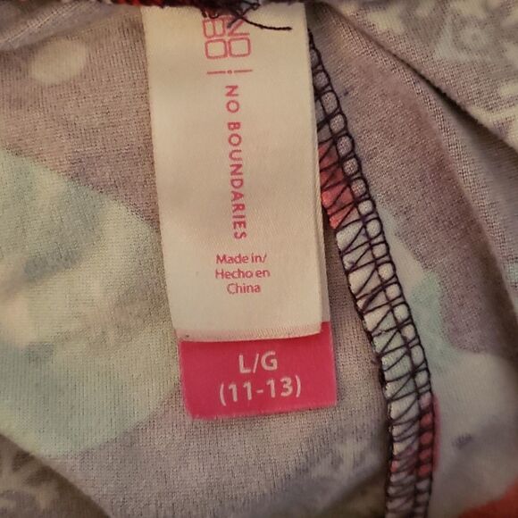 EUC No Boundaries Winter Themed Lounge Pants Sz L - Picture 4 of 6